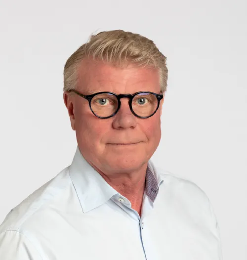 Tomas